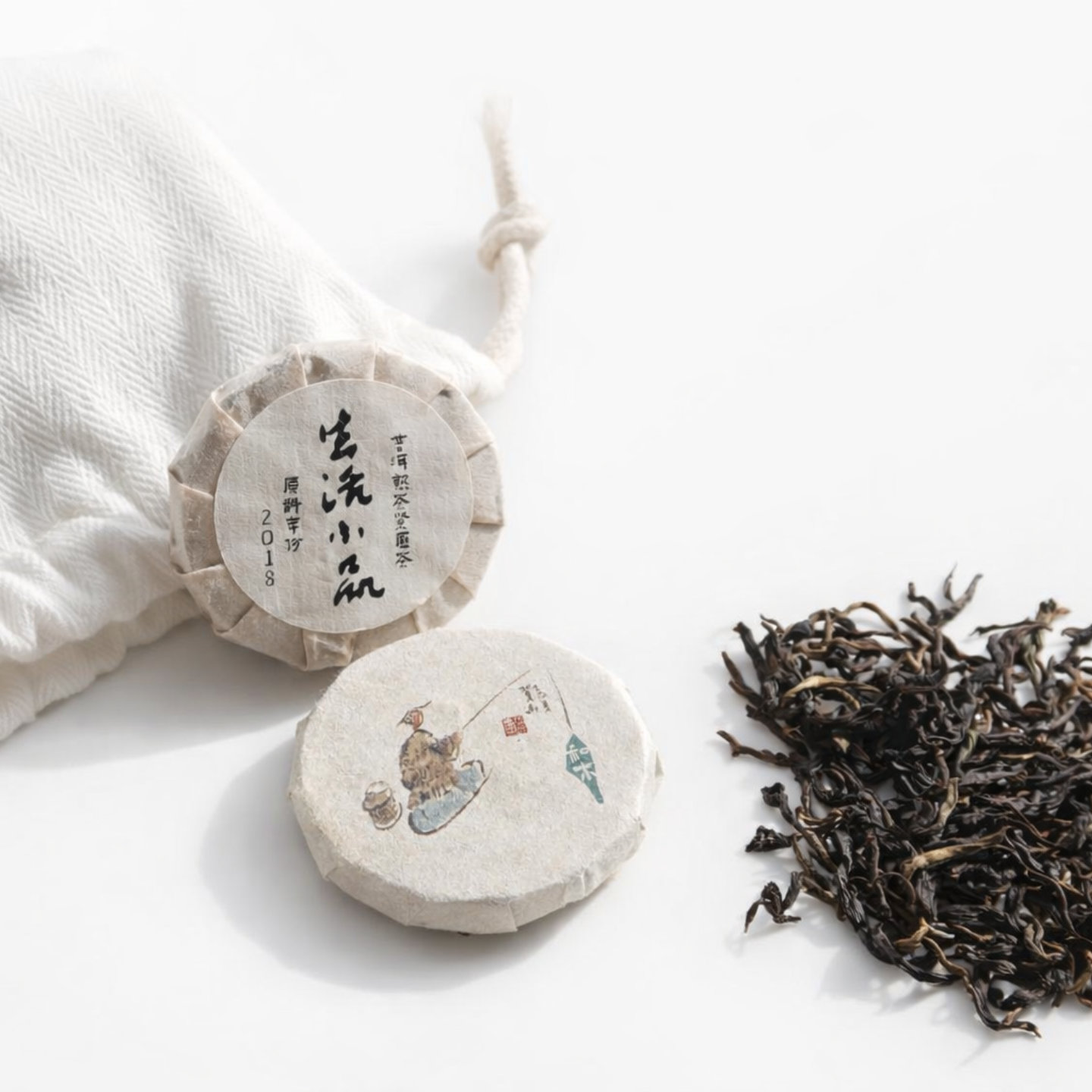 YINMONT ripe puer tea cake and loose leaves